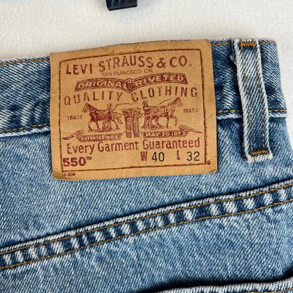 VTG Levis 550 Jeans Mens 40x32 Blue Regular Straight Mid Rise Medium Wash Denim - Picture 3 of 14